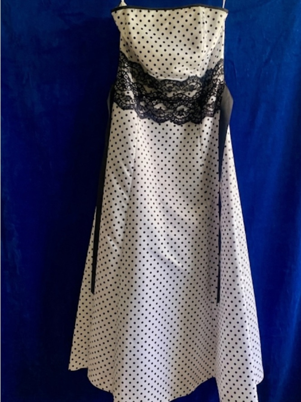 Vintage 2000 Jessica McClintock White Dress with Black Accents